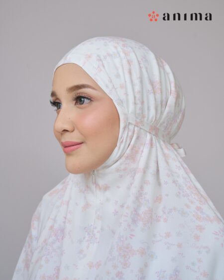 Noona Series 05 Broken White